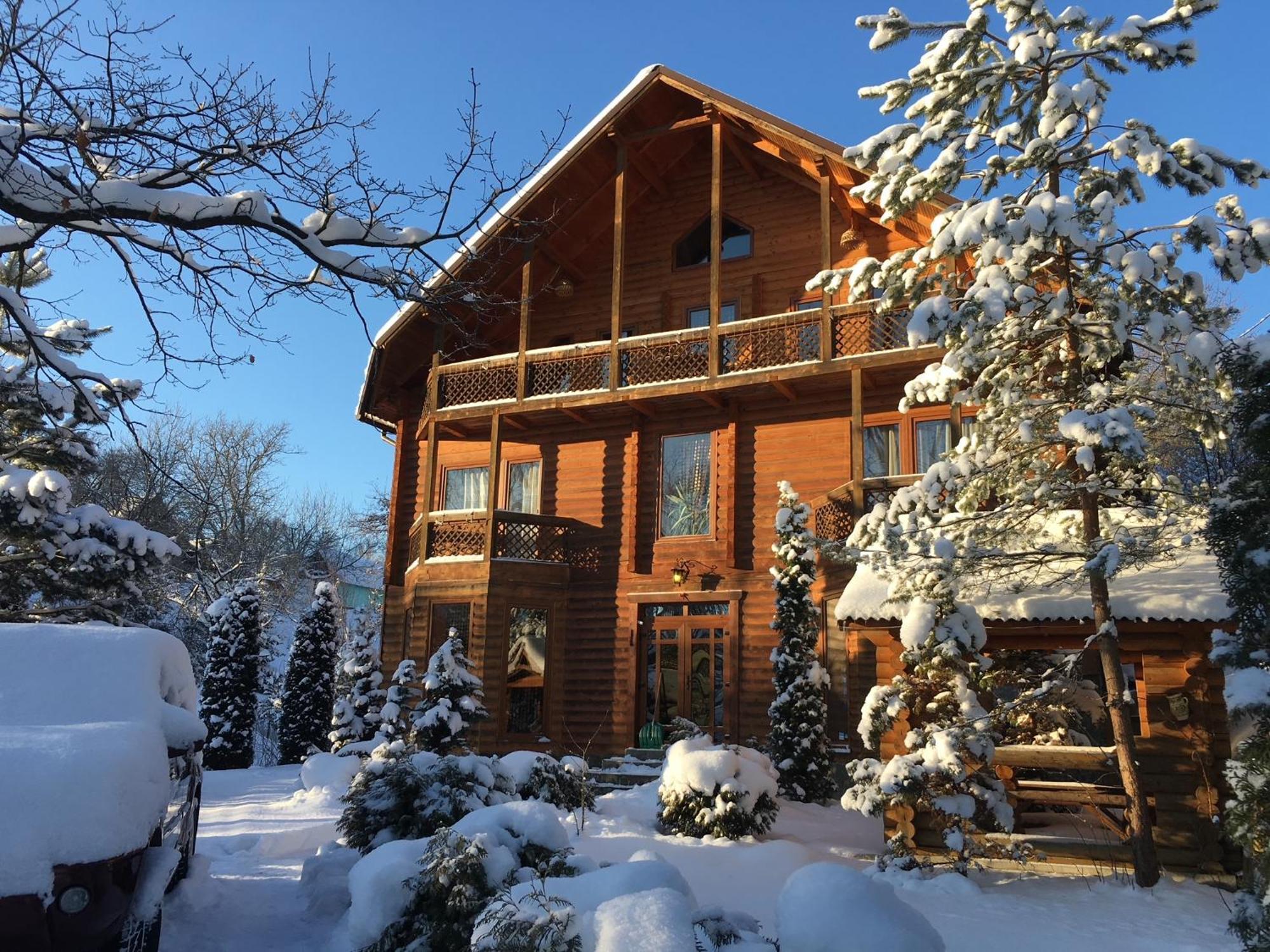 Guсulka Ksenia Villa Kosiv Dış mekan fotoğraf