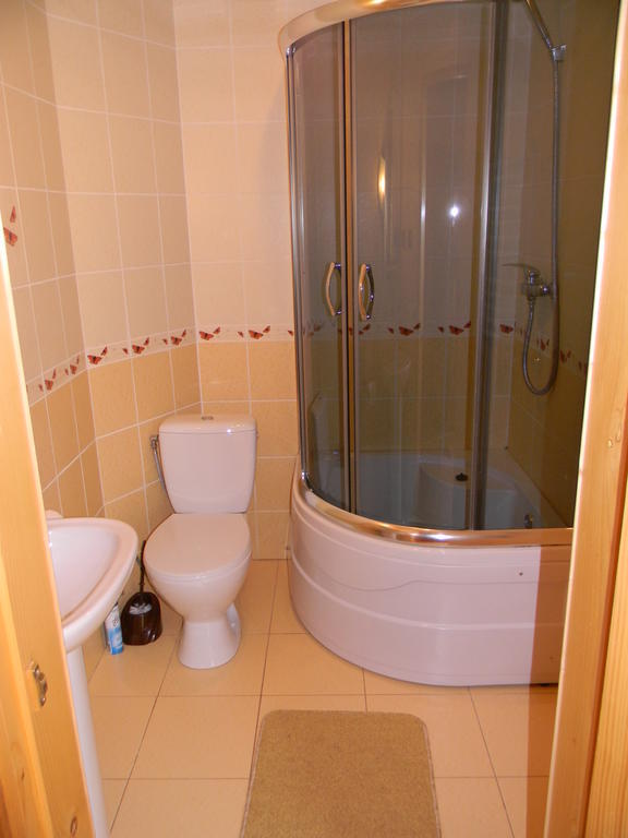 Guсulka Ksenia Villa Kosiv Oda fotoğraf