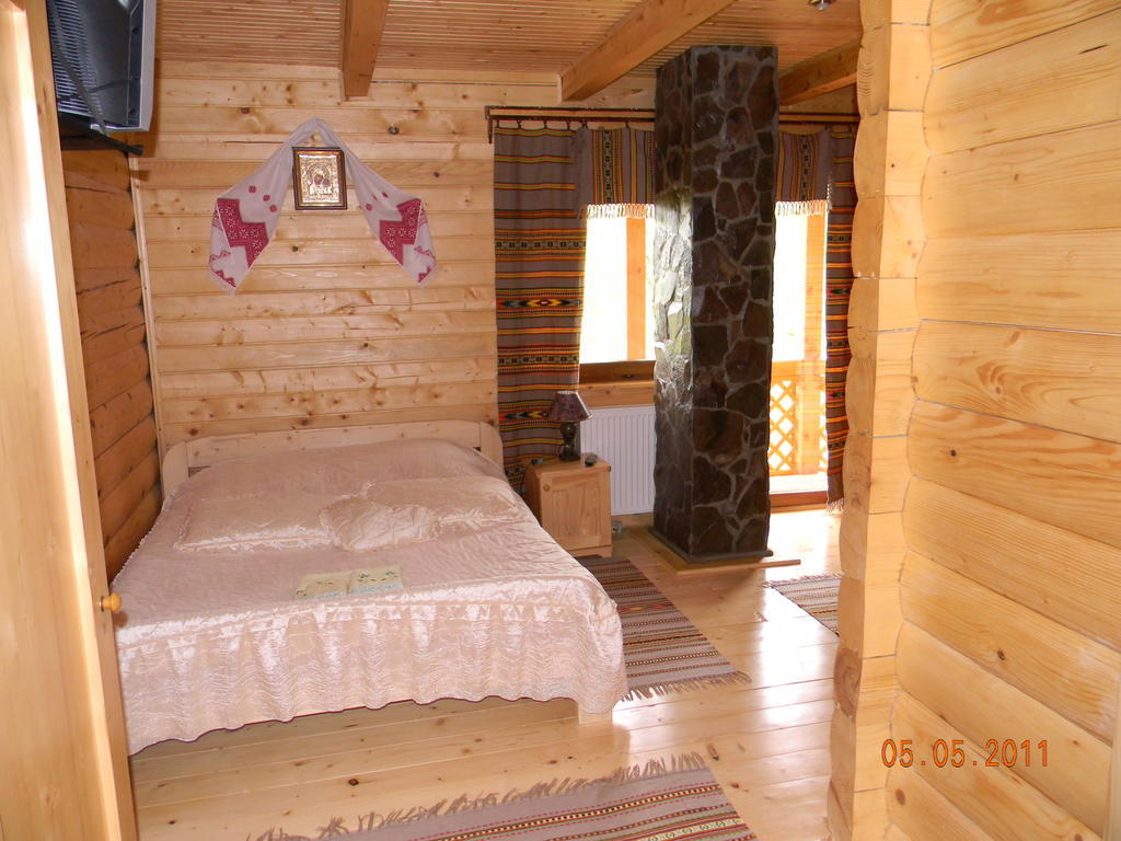 Guсulka Ksenia Villa Kosiv Dış mekan fotoğraf